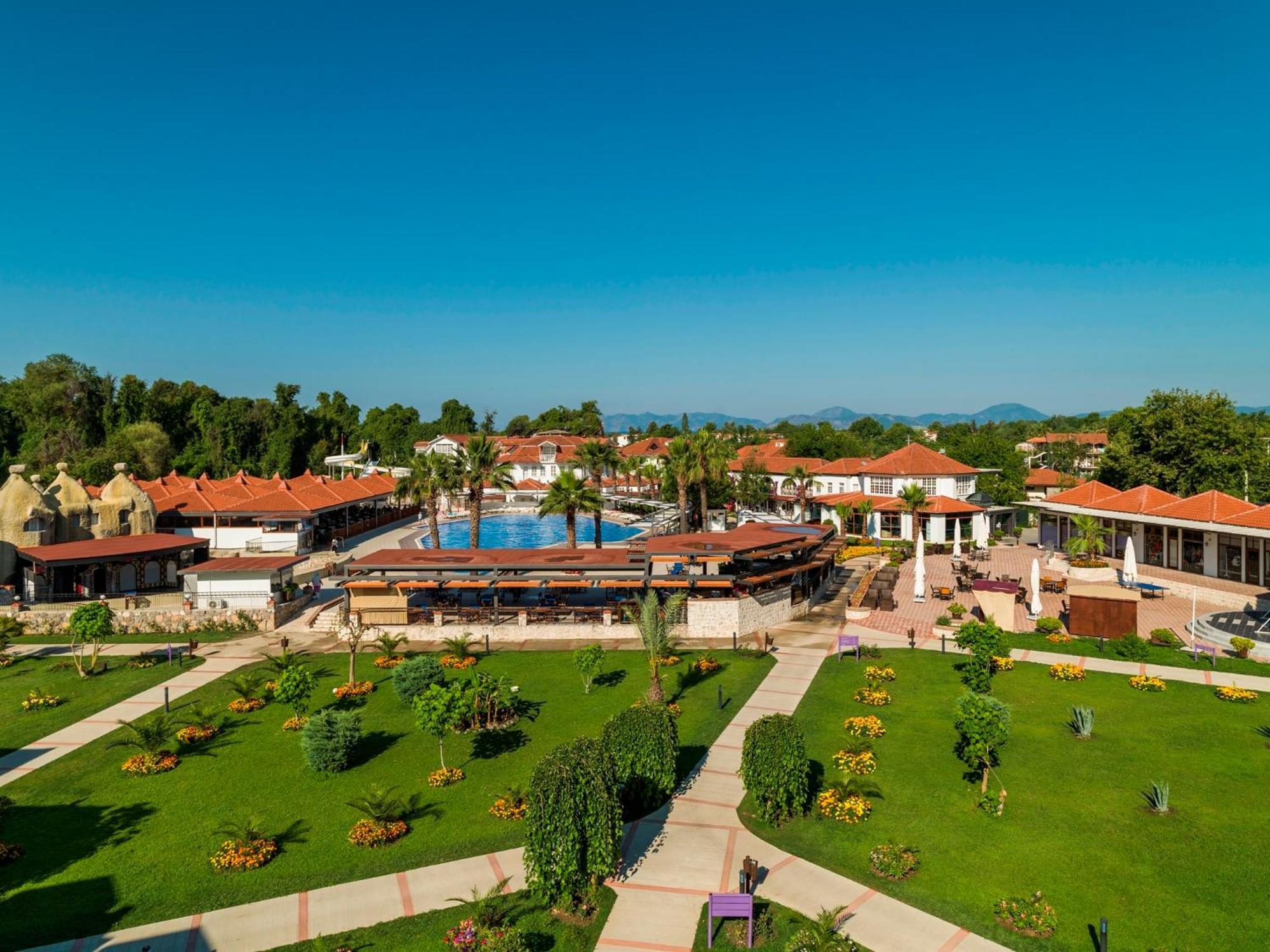 Lykia Botanika Beach Fun & Club Fethiye Exterior photo